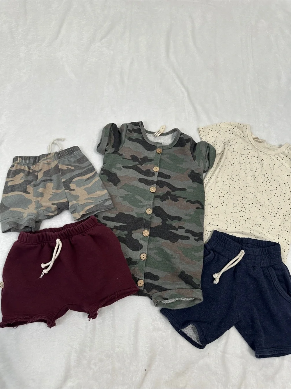 🍓 Bundle of 5 Childhoods Clothing Size 4T